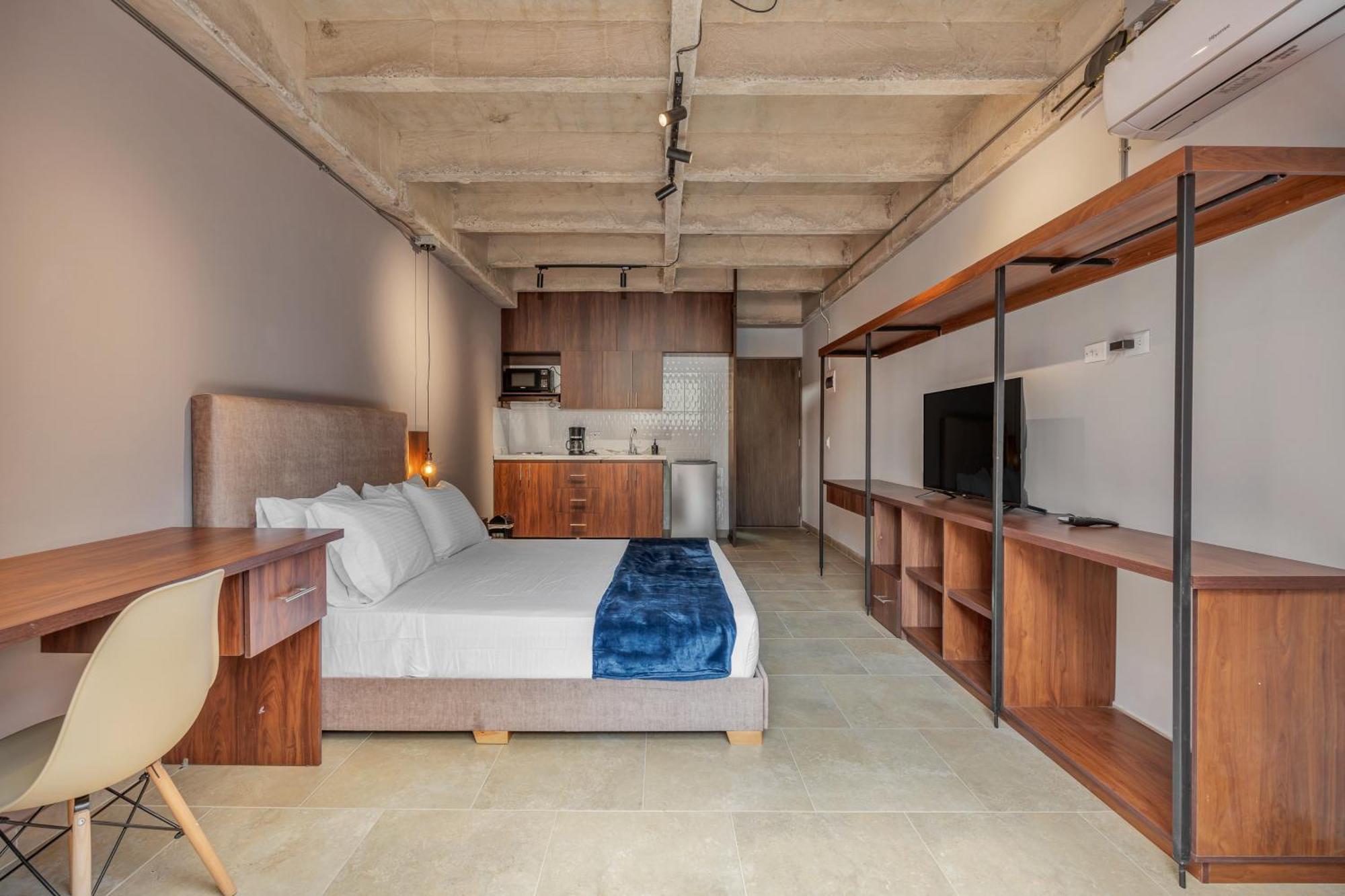 The H Hub By Housy Host Apartamento Medellín